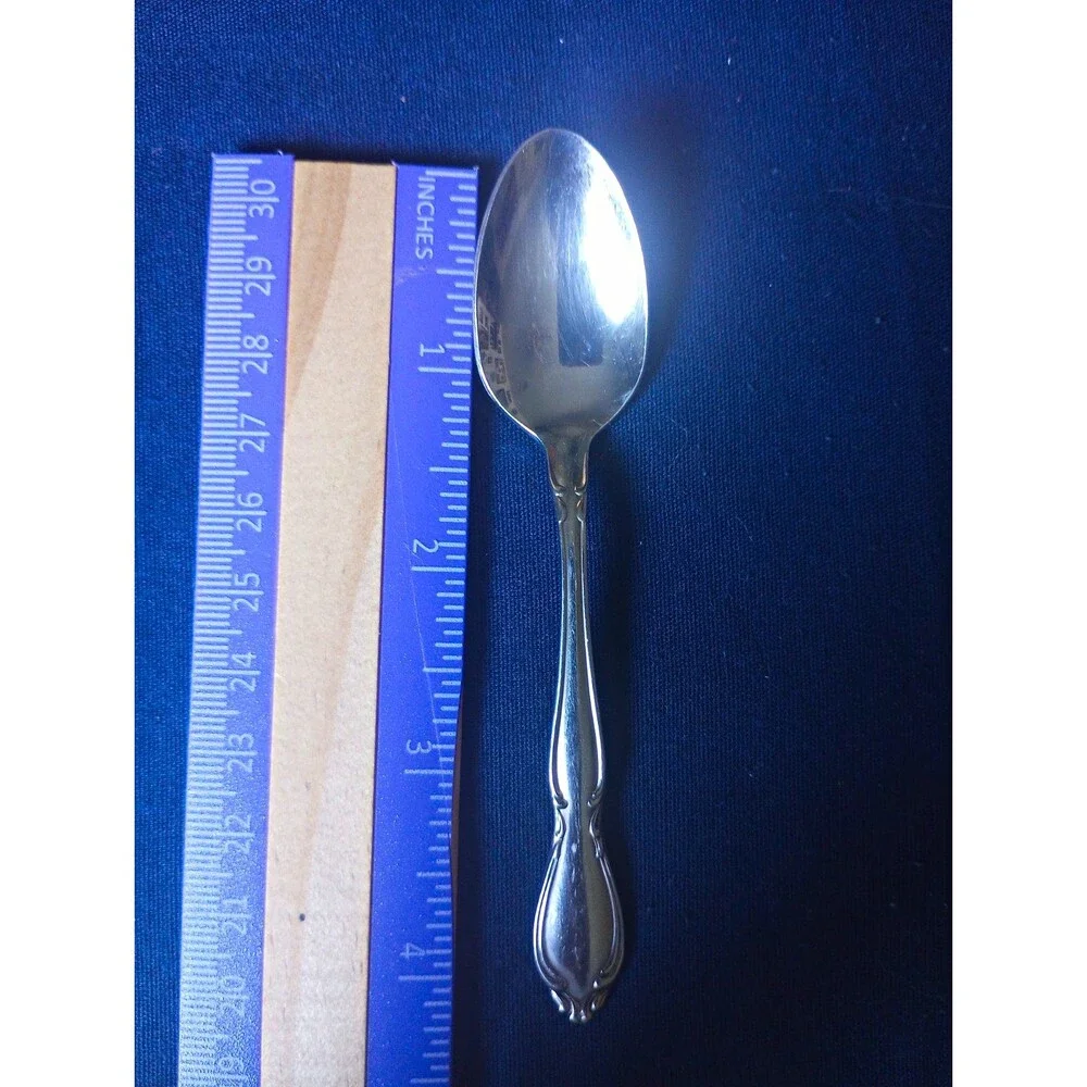 Oneida Ltd. Stainless Steel Deluxe Discontinued Strathmore Demitasse Spoon